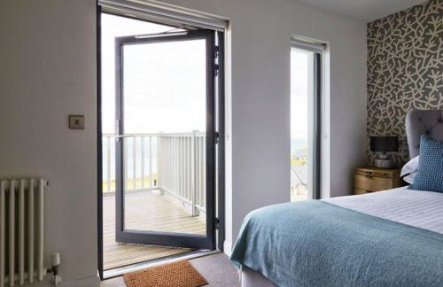 Residence 14 by Together Travel - Luxury 2-Bed Penthouse Apartment - Foto 18