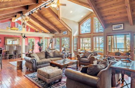 Luxury Incline Village Cabin w Lake Views Game Room Firepit Beach Access - Foto 1