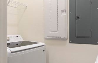 Modern Comfort Near AU l Perfect for Families & Fans - Foto 30