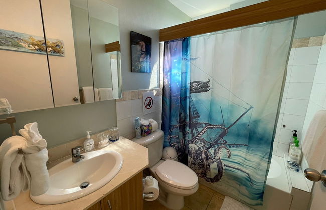 506 Ocean & Marina Views 3 Bed 2 Bath - Photo 26