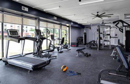 Luxe One Bedroom Apartment with Balcony - Foto 21