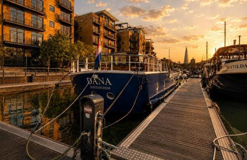 Historic Dutch Barge, Idyllic location - Foto 1