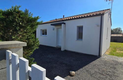 Maison calme 4 pers. à 3km de la mer avec jardin, clim, TV, vélos, BBQ et hamac - FR-1-777-20 - Foto 9