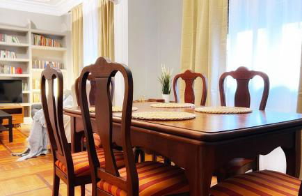 Céntrica y amplia Vivienda Turística con wifi - Foto 14