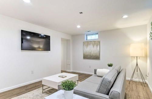 Updated Landover Apartment - WFH Friendly! - Foto 10