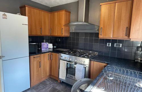 Detached 3-Bedroom House, Durham - Photo 2