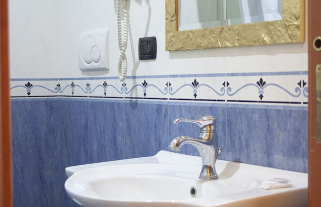 Caroline Suite - Photo 22