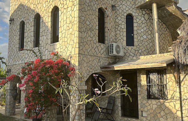 The Belair - Photo 62