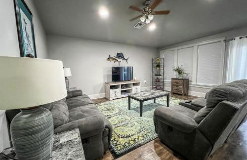 Offshore Paradise Steps from the Gulf - Foto 19