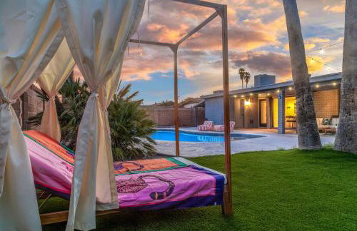 Disco Jungle with Fire Pit+Poolside TV+Yard Games - Photo 18