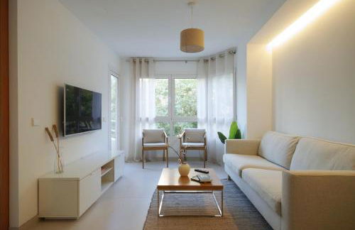 Beautiful apartment for a short stay - Photo 10