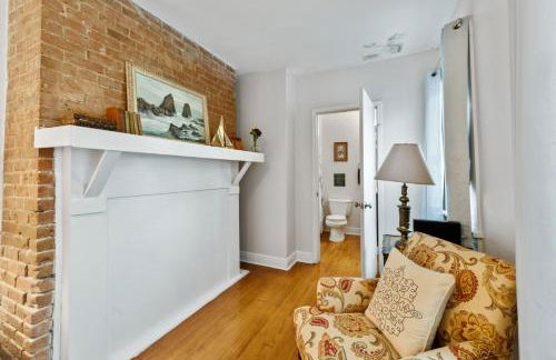 Montgomery Apartments on Magazine Street - Foto 89