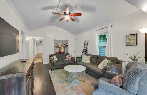 Pet-Friendly Pickens Vacation Rental with Fire Pit - Foto 1