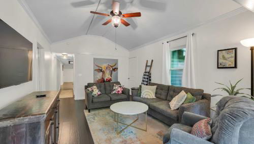 Pet-Friendly Pickens Vacation Rental with Fire Pit - Foto 1