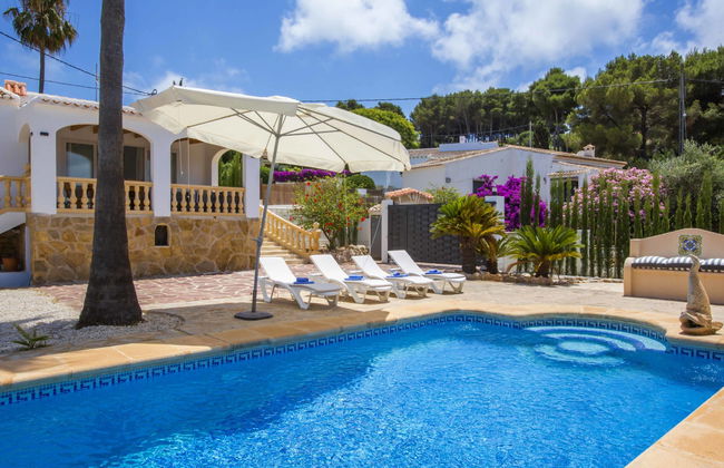 Villa Irenal - Foto 1