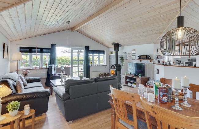 3 bedroom House in Toftlund with terrace - Photo 7