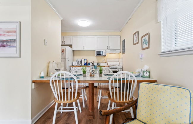 Beautiful Sea Gem - Condo 1 4 mi From Beach w Pool - Foto 30