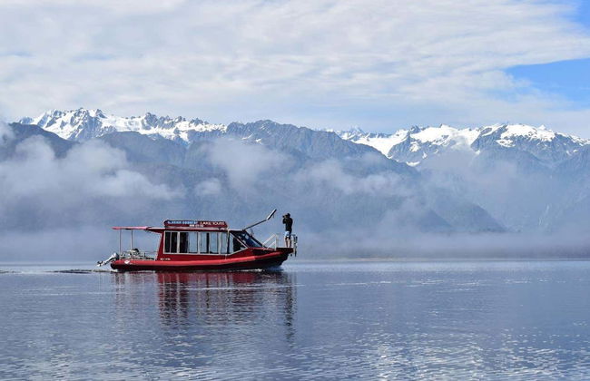 Paseo en barco por el lago Mapourika - Foto 2