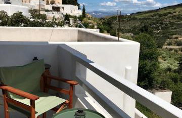 Spacious Paros, Lefkes house with awesome view - Photo 17