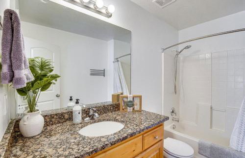 Charming Orem Townhome 5 Mi to BYU! - Photo 14