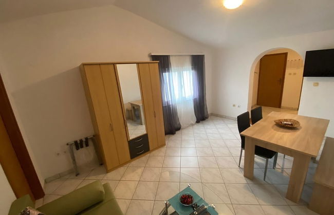 Apartment Mato With 1 Bedroom - Photo 5