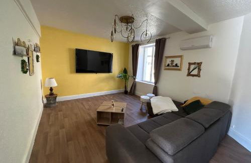 Superbe appart rénové vue sur Meuse Le Chic dans le pré - Foto 9