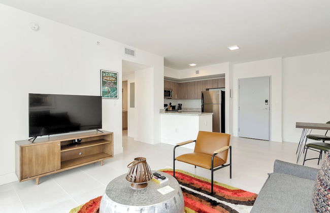 Roami at Grove 27 - Photo 120