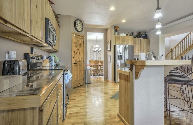 4BD Quiet Ranch Setting Historical Canyon Views - Foto 17