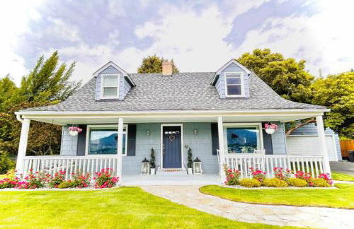 Farmhouse Minus the Farm - Foto 1