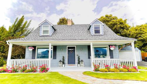 Farmhouse Minus the Farm - Foto 1