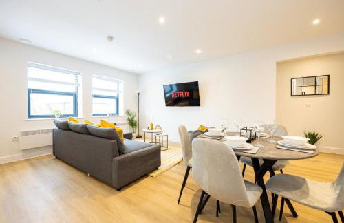 Modern 2 Bed near Wythenshawe Hospital and Manchester Airport With Parking - Foto 5