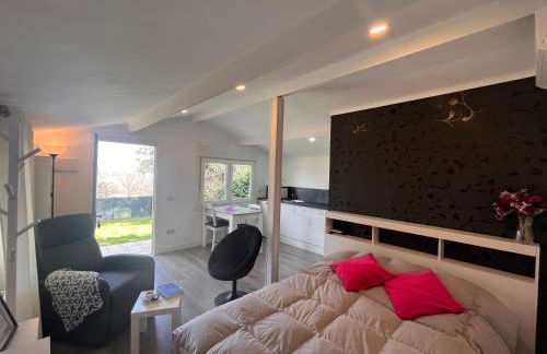 La Casita del Escorial -Nueva reforma Tranquilidad y jardín privado - Foto 3