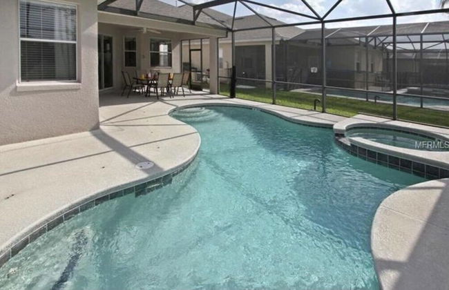 Family Home at Tower Lake - Foto 18