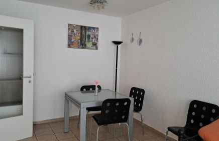 Schicke 2 Zimmer Wohnung ganz Zentral Und ruhig! Nähe Bahnhof! - Foto 17