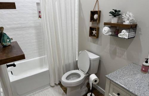 Beach House with Breathtaking Sunsets - Perfect for Couples and Families! - Foto 18