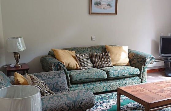 4-bed Property in Converted Coach House in Turriff - Photo 9