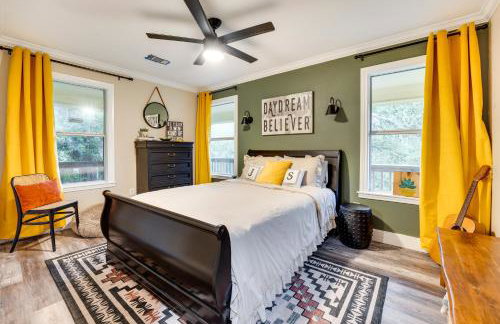 Riverfront Cuero Vacation Home with Spacious Deck! - Foto 18