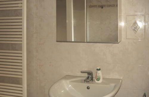 CASA VACANZE MEDICINA - Photo 17