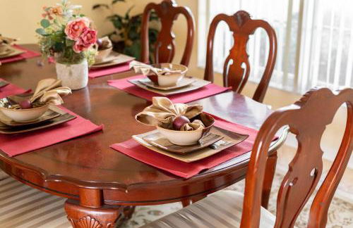 EXQUISITE VILLA - 2 Master Suites, Pool South and Spa, Gas BBQ, Game Room, WIFI - Foto 29