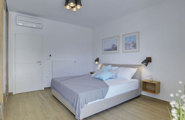 Beautiful Villa by the sea - Photo 5