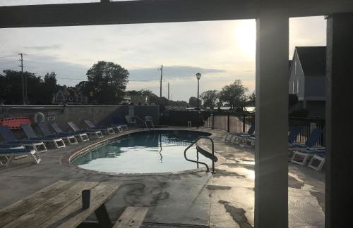 Papa & Gigi's Lake Front Home - Foto 11