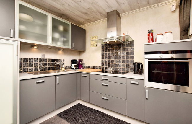 Luxurious Holiday Home with Hot Tub & Sauna in Houffalize - Foto 8