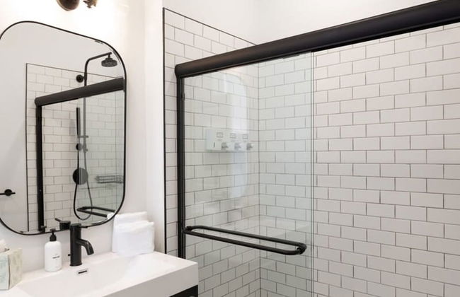 Sosuite 1BR Apt w W/d, Large Dining Seating - Photo 5