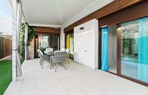 VillaHeLena - Foto 2