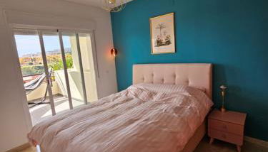 Casa Micangelo - seaview, 5 mins walk to beach - Foto 5