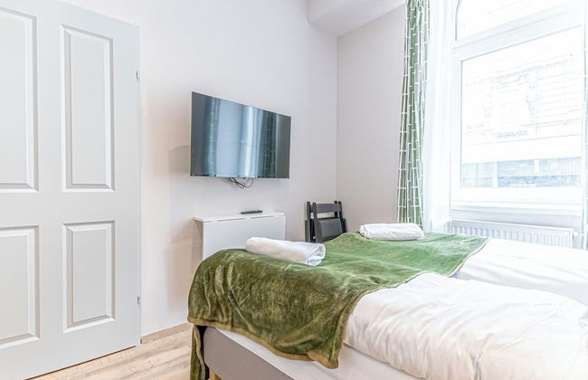 4BR Apt. for Groups 6-Min to Stadthalle - Foto 39