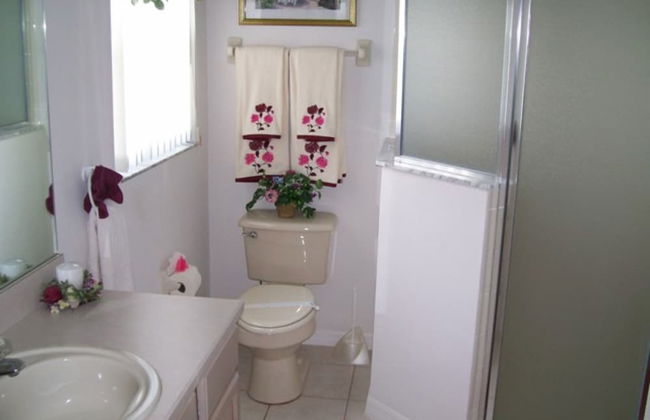 4BR 3BA Home in Indian Creek by CV-2653 - Foto 16