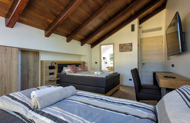 Villa Rita Pool & Spa - Photo 20