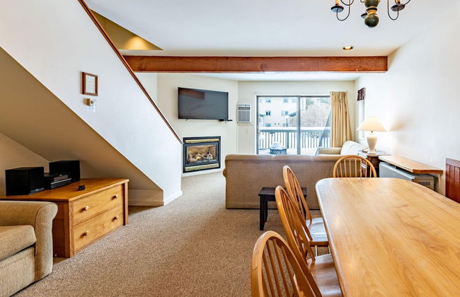 4BR Private Townhouse at Smugglers Notch Resort - Photo 6