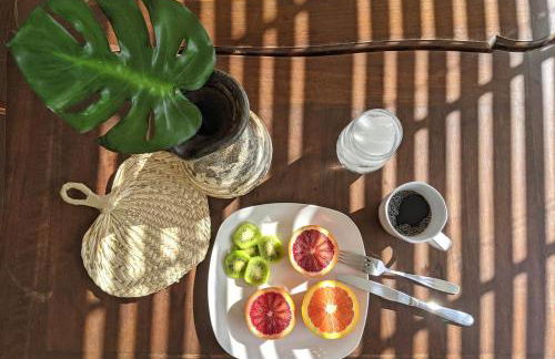 Flamingo Place - One block to Lauderdale Marine Center - 3 bedroom - 2 bath - King bed - Foto 2